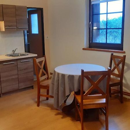 Budha Apartma Jirikov  المظهر الخارجي الصورة