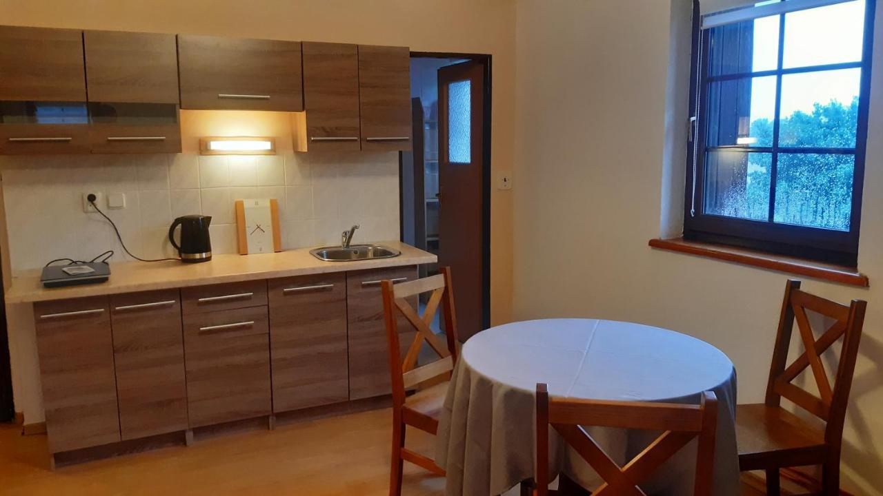 Budha Apartma Jirikov  المظهر الخارجي الصورة