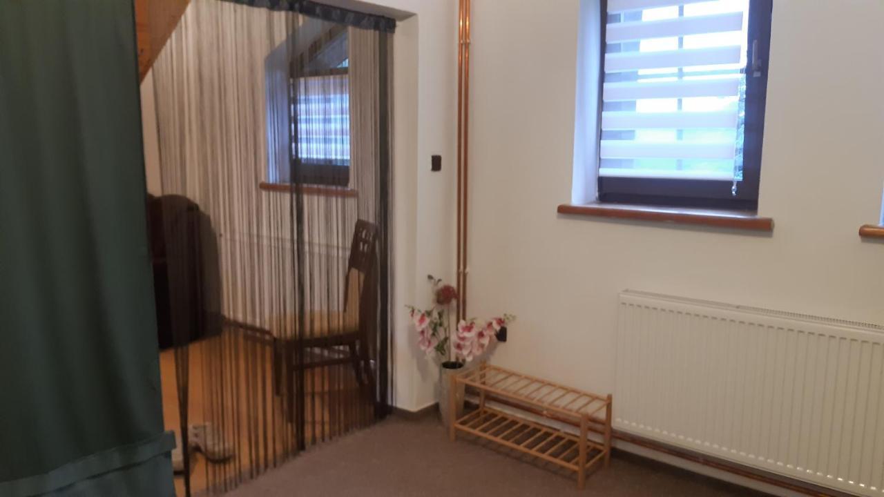 Budha Apartma Jirikov  المظهر الخارجي الصورة